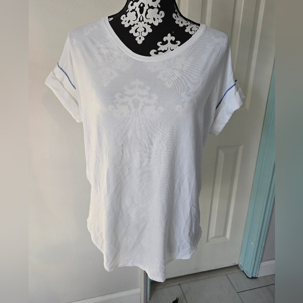 Lululemon White Cuffed Sleeve Relaxed Tee No Size